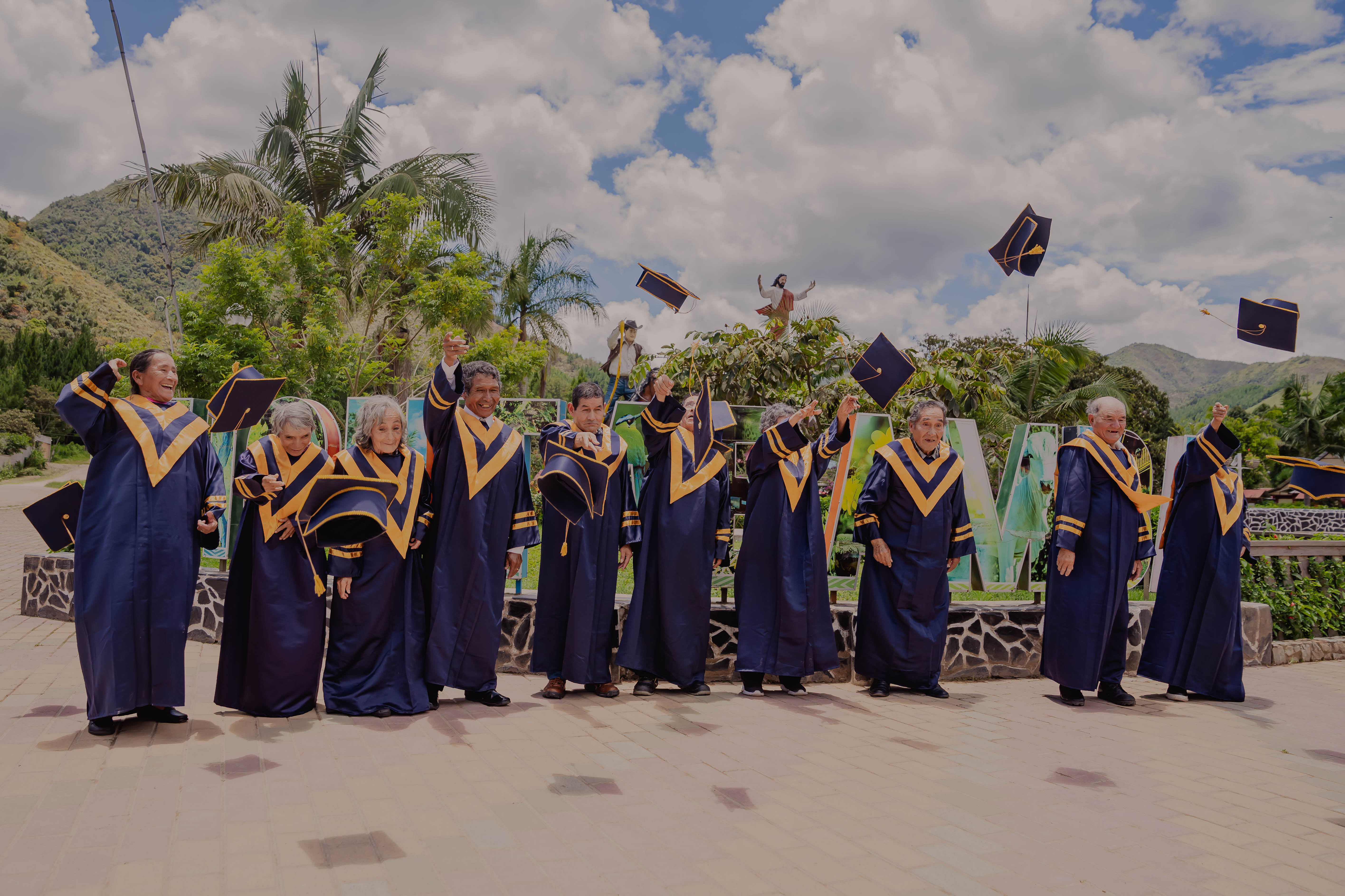 Pensión 65 Recognizes Dispurse Foundation for Its Contribution to Digital Literacy for Older Adults